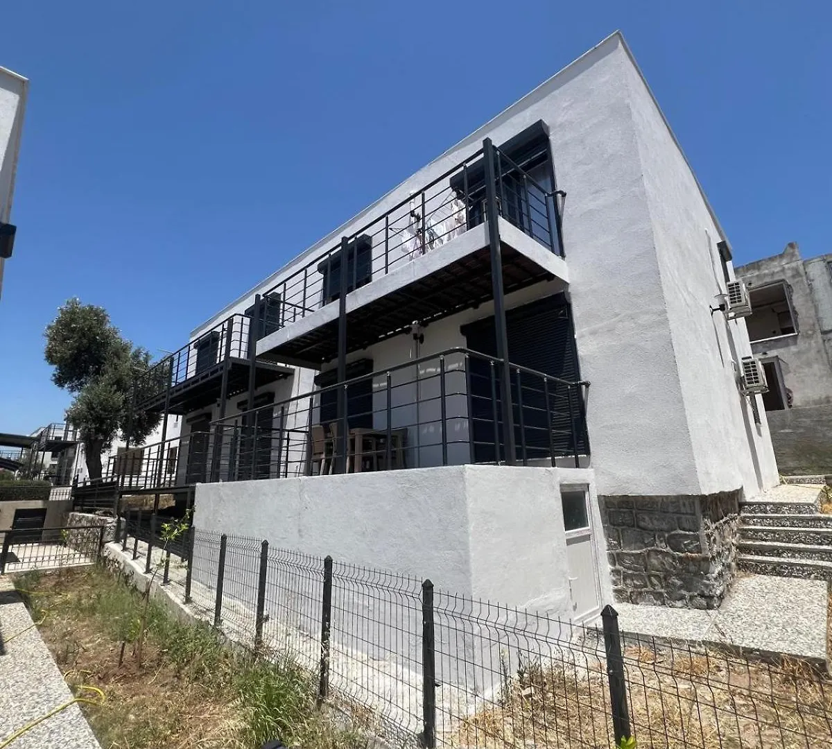 Lueks Deniz Ve Doga Manzarali Yazlik Ev Villa Dalaman Turkey